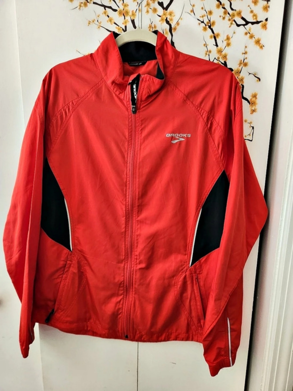 Brooks L1? Red & Black Men's Size Large Jacket